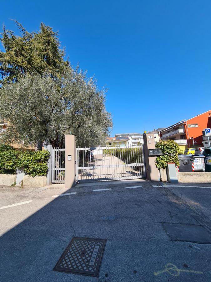 Le Peonie Apartamento Riva del Garda Exterior foto